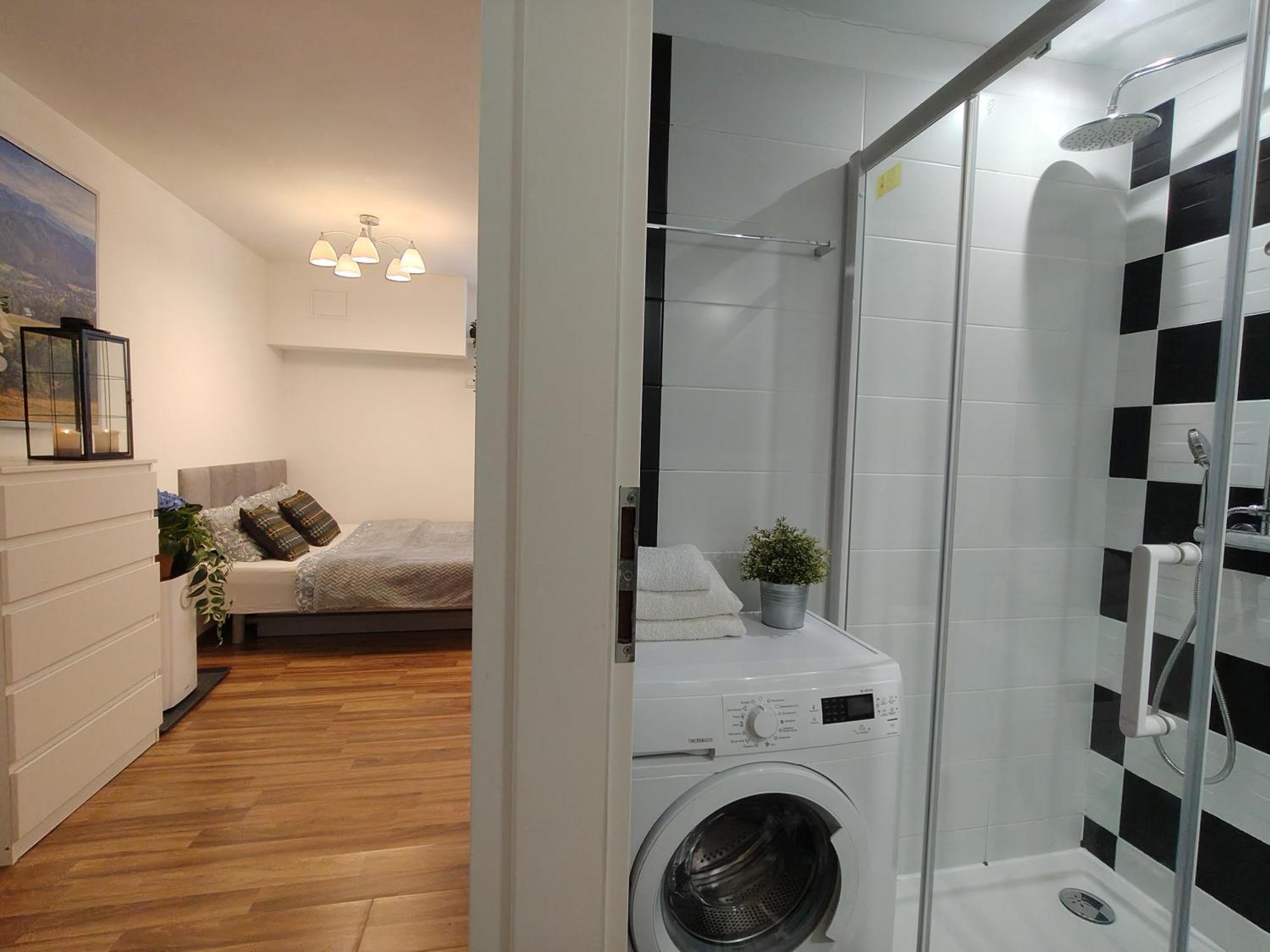 Hollidays Centrum Apartments วอร์ซอ ภายนอก รูปภาพ