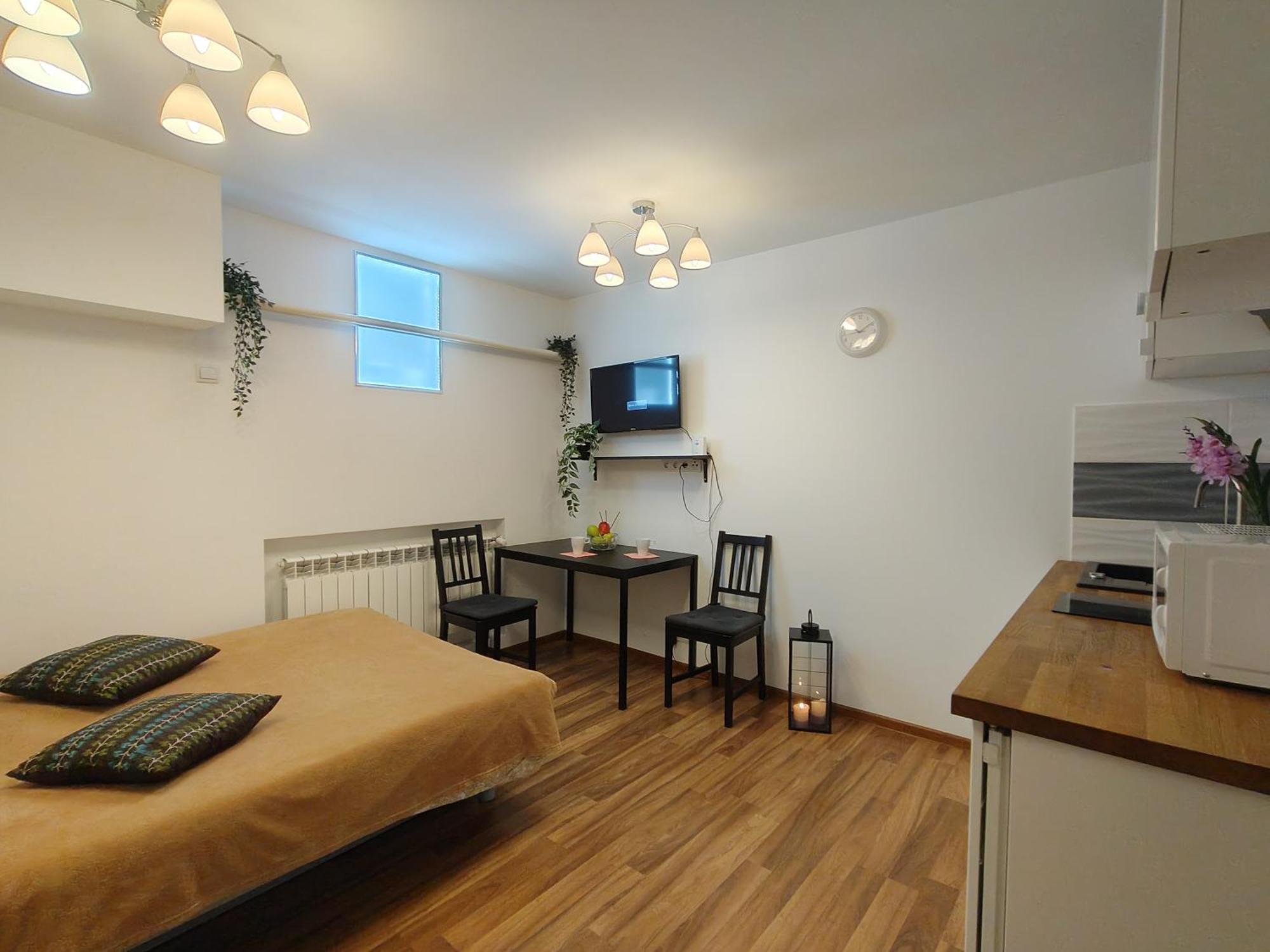 Hollidays Centrum Apartments วอร์ซอ ภายนอก รูปภาพ